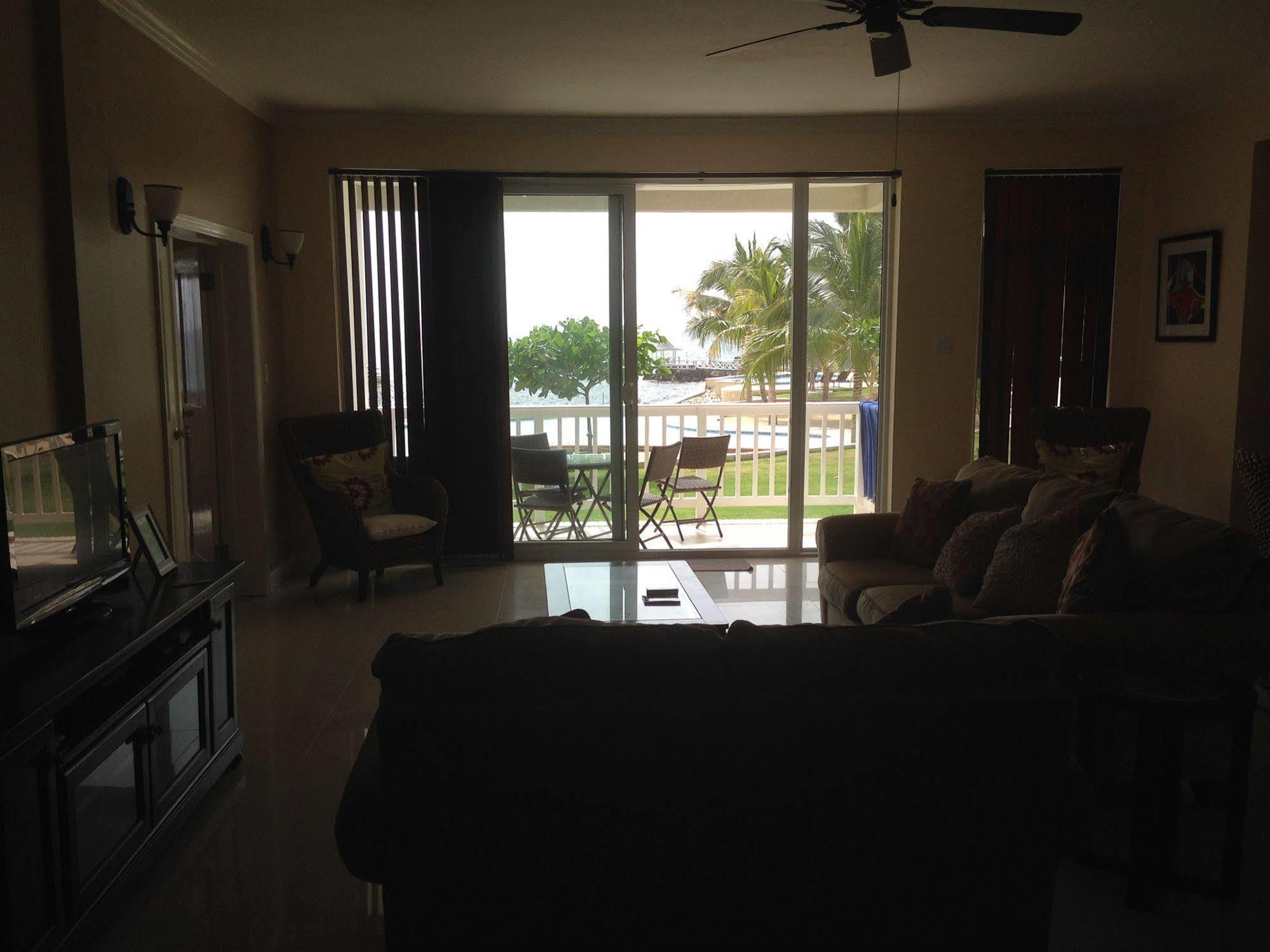 Ferienwohnung Whispering Seas Jamaica Ocho Rios Exterior foto