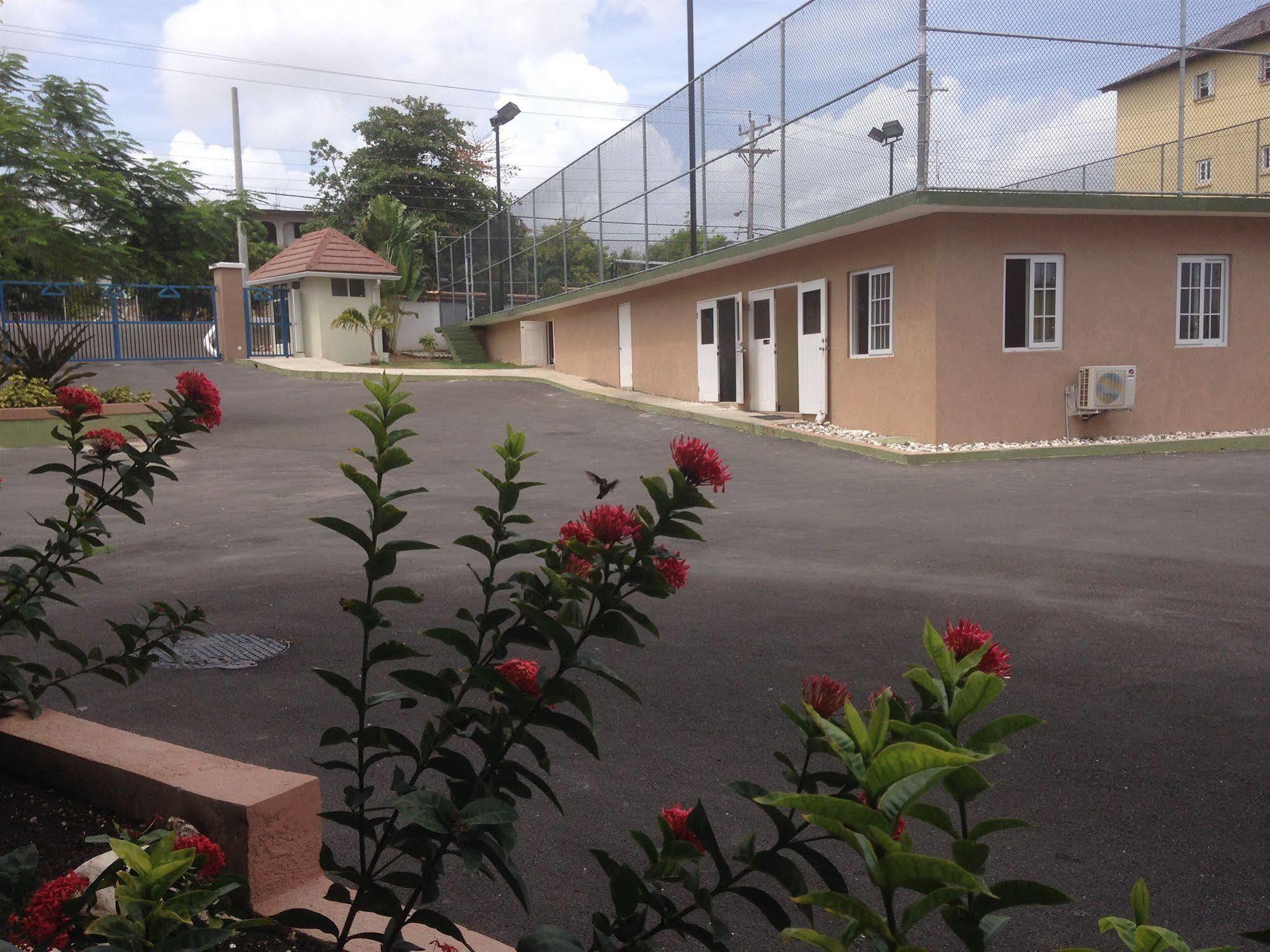 Ferienwohnung Whispering Seas Jamaica Ocho Rios Exterior foto